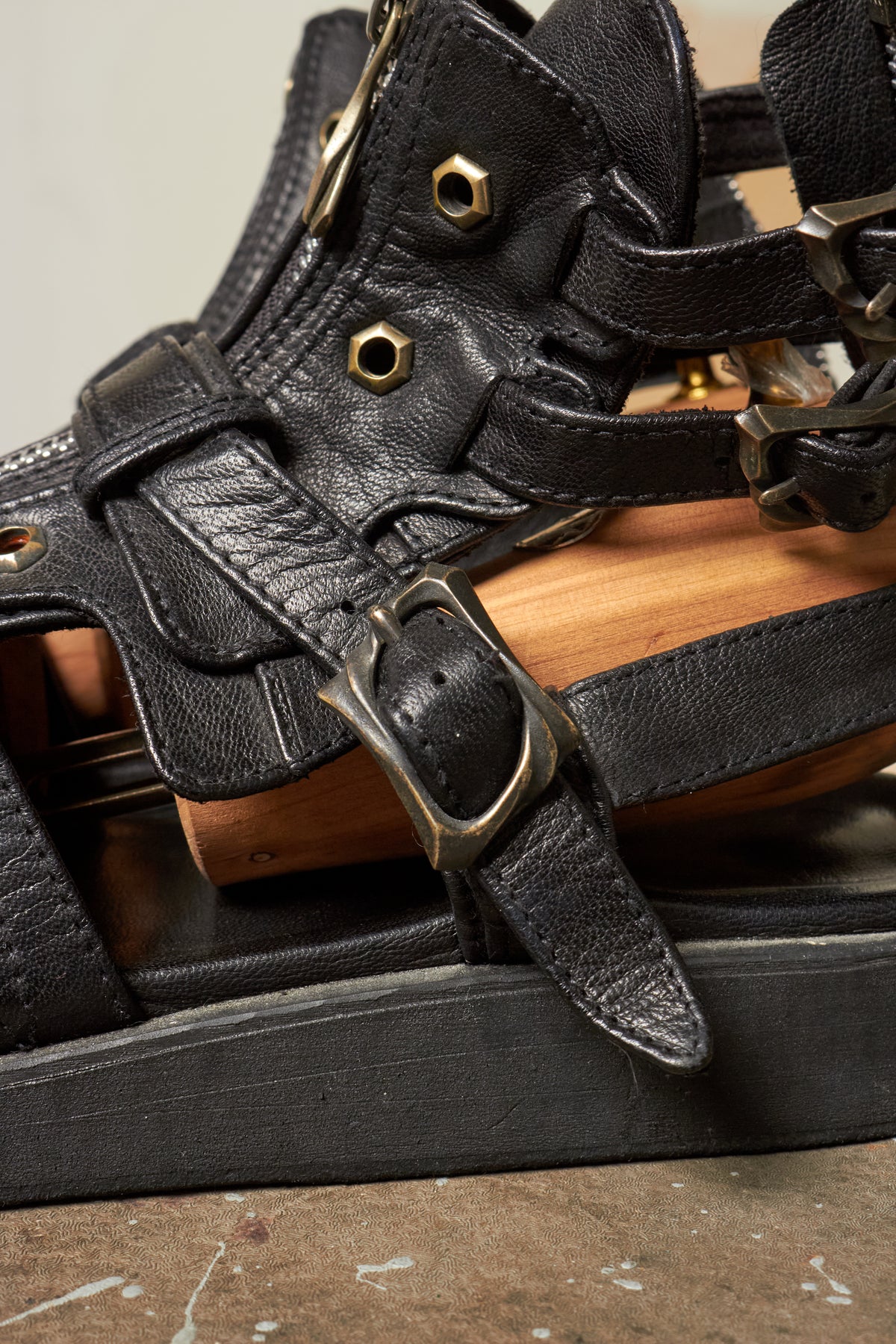 14TH ADDICTION GLADIATOR BLACK LEATHER SANDALS