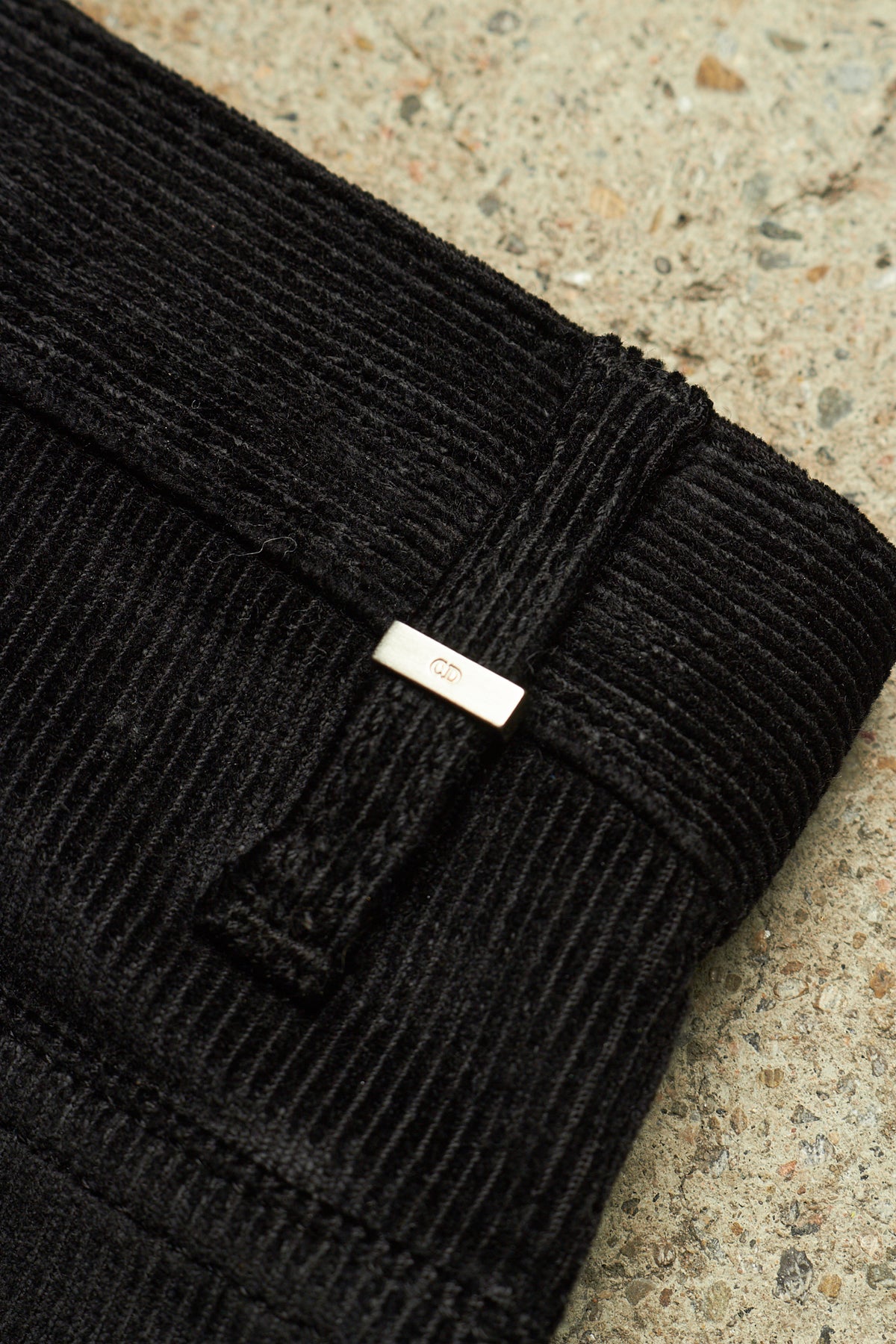 DIOR AW 07 [NAVIGATE] BLACK CORDUROY WAXED PANTS