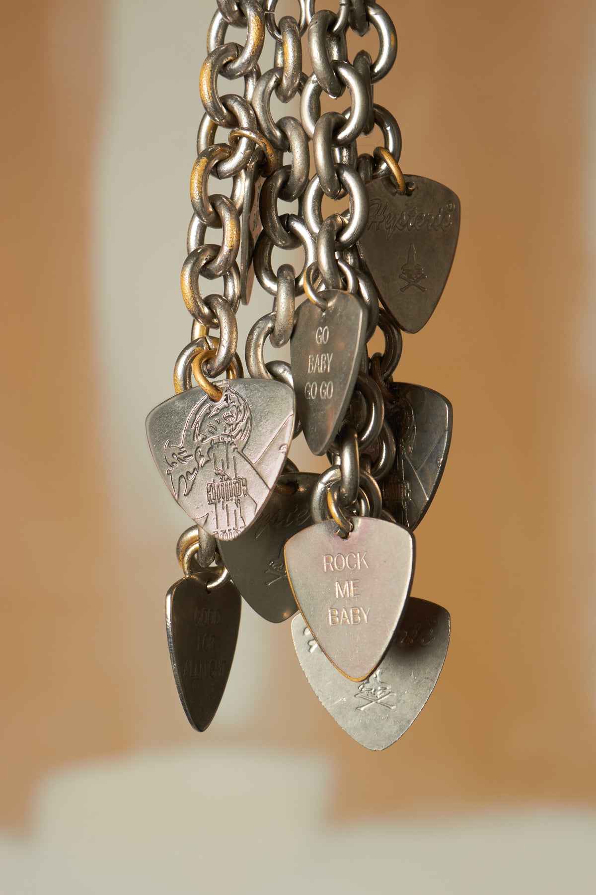 HYSTERIC GLAMOUR [GO BABY GO] GUITAR PICK METAL BRACELET
