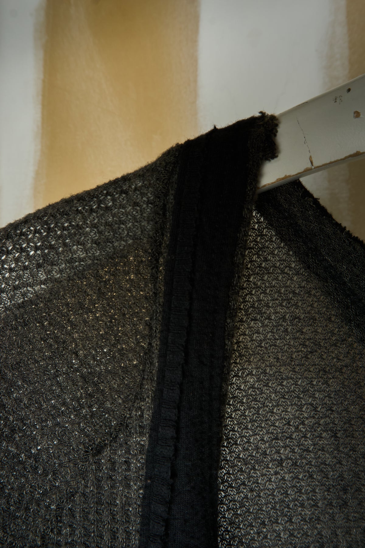 L.G.B. [MU/CARDI] Vampire Waffle Textures Vest Cardigan
