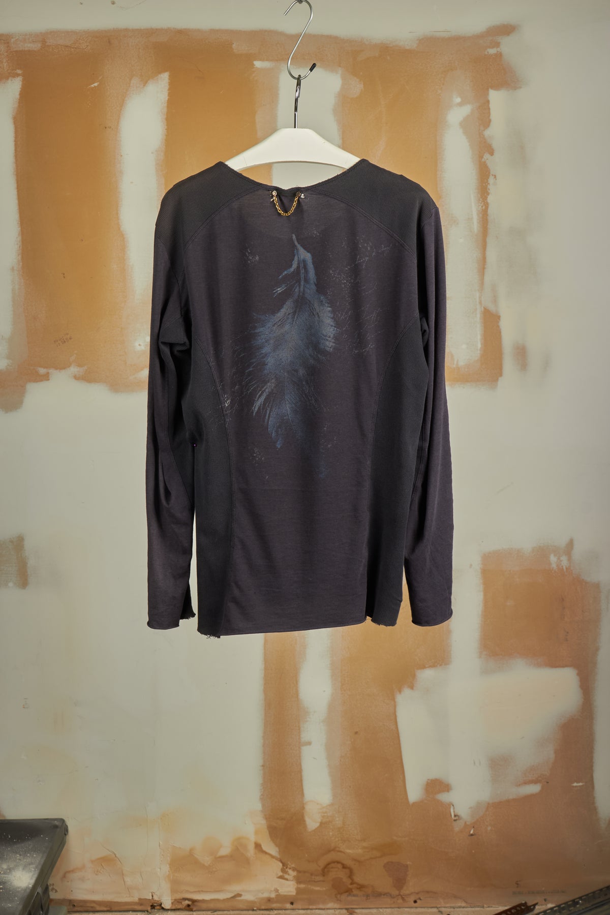14TH ADDICTION FEATHER GRAPHIC RIBBED LONG SLEEVE