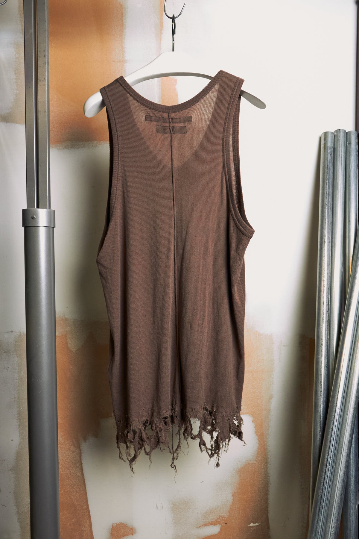 [SAMPLE] JULIUS_7 Silk Cotton Ribbed Distressed Tank Top [Permanent Collection]