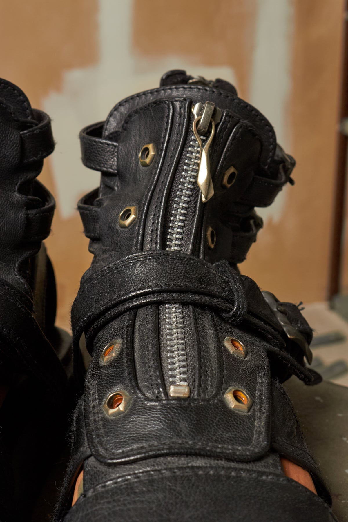 14TH ADDICTION GLADIATOR BLACK LEATHER SANDALS