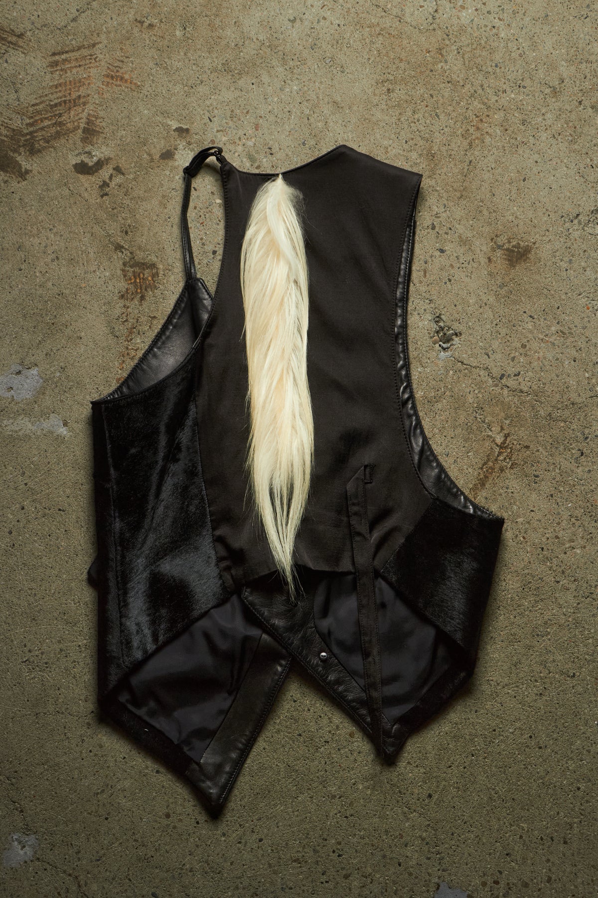 IFSIXWASNINE [WHITE TAIL] PONY &  GOAT HAIR SPIDER BUTTONED ASYMMETRICAL VEST