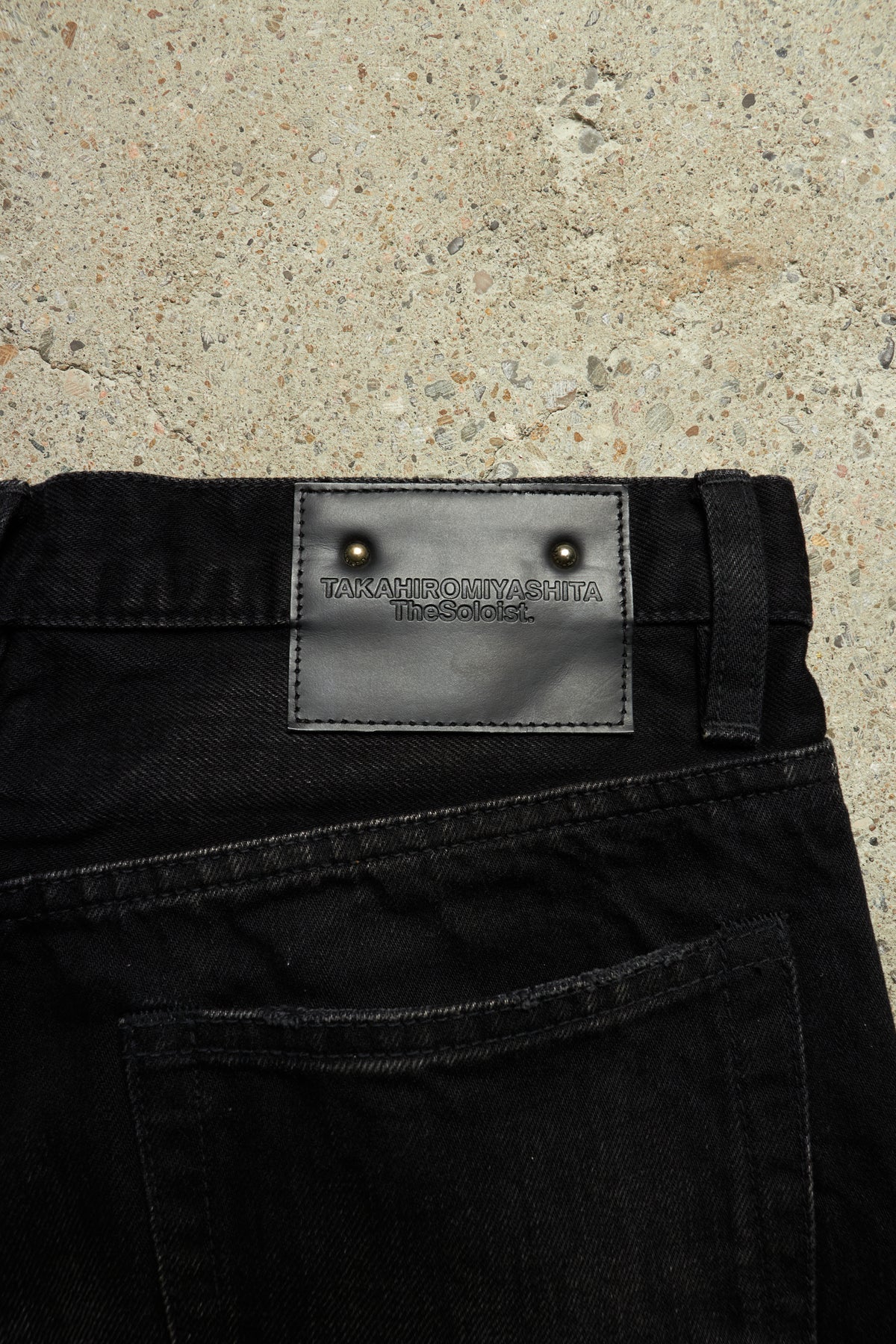 [SAMPLE] TAKAHIRO MIYASHITA THE SOLOIST DISTRESSED AND PIERCED BLACK SKINNY DENIM