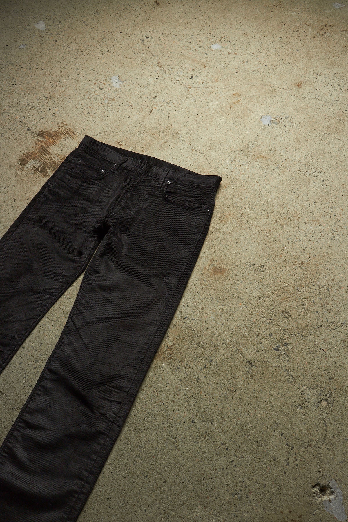 DIOR AW 07 [NAVIGATE] BLACK CORDUROY WAXED PANTS