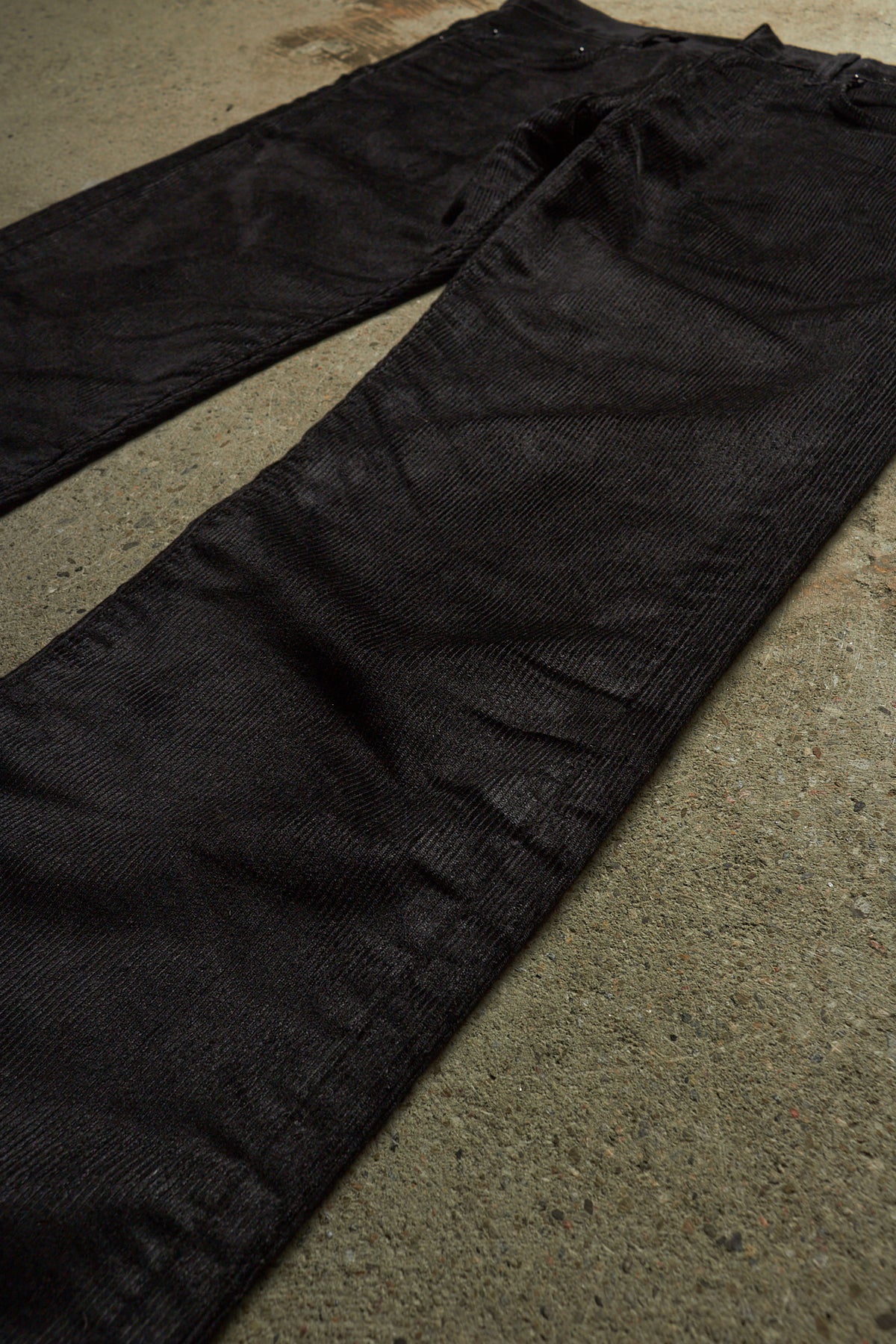 DIOR AW 07 [NAVIGATE] BLACK CORDUROY WAXED PANTS