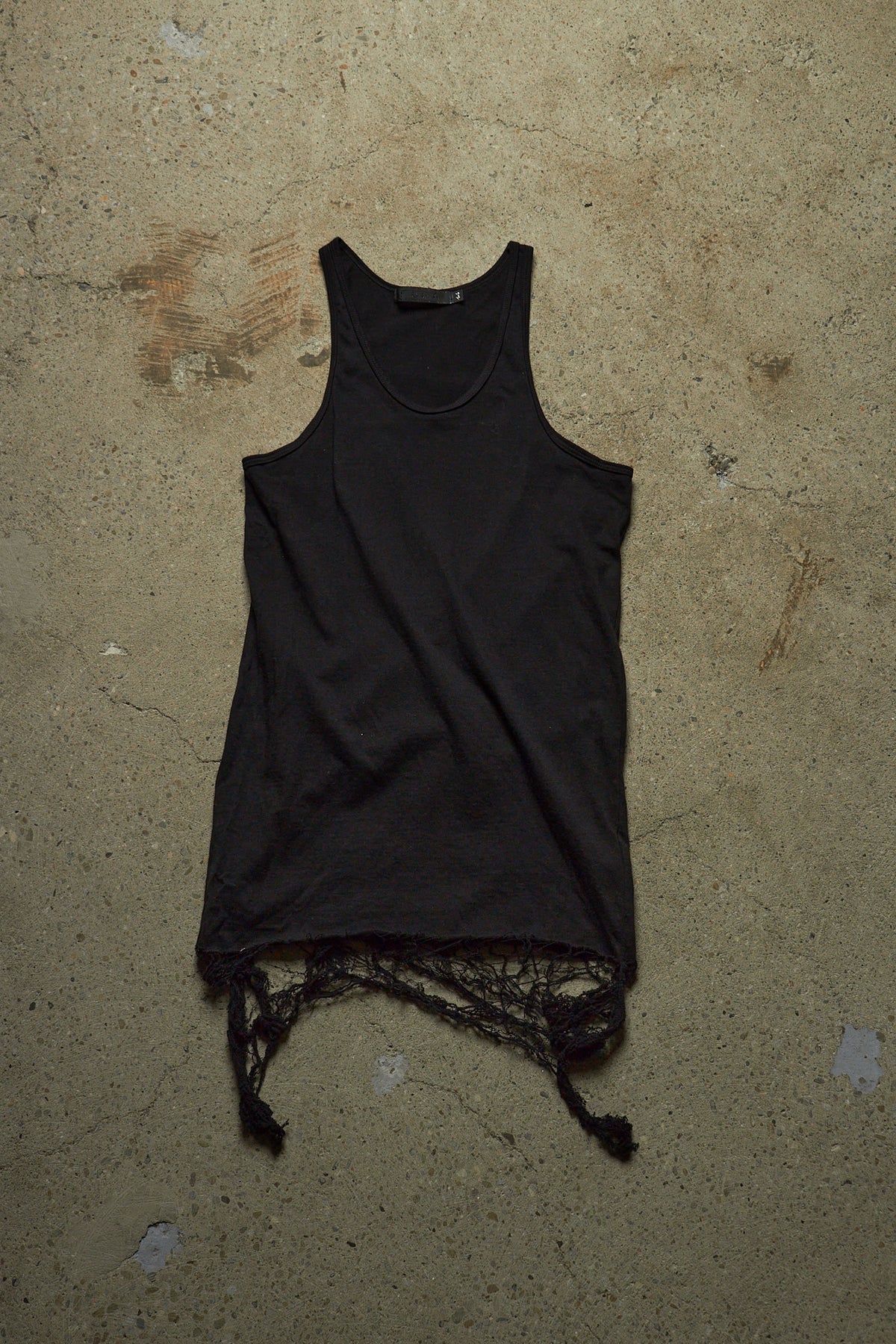 FUGA DISTRESSED FRAYED WEBBING CHARCOAL TANK TOP