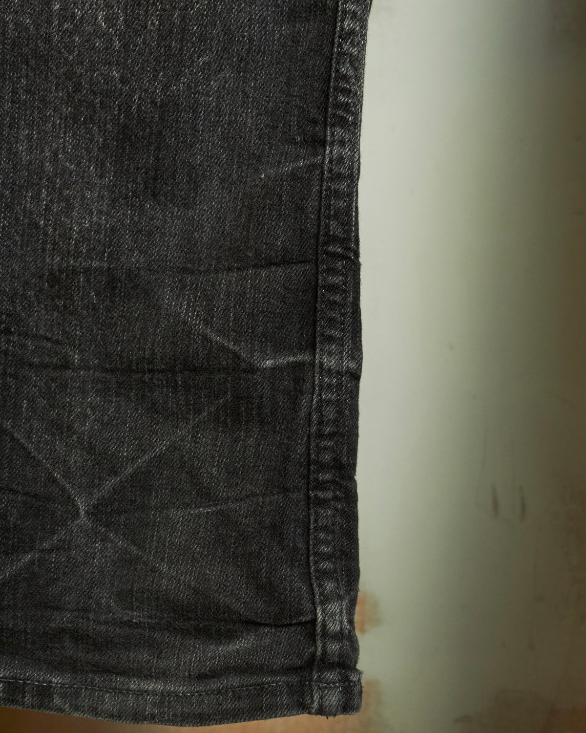 L.G.B. [S-WOLF] Metallic Waxed Python Print Slim Bootcut ‘Wolf’ Denim