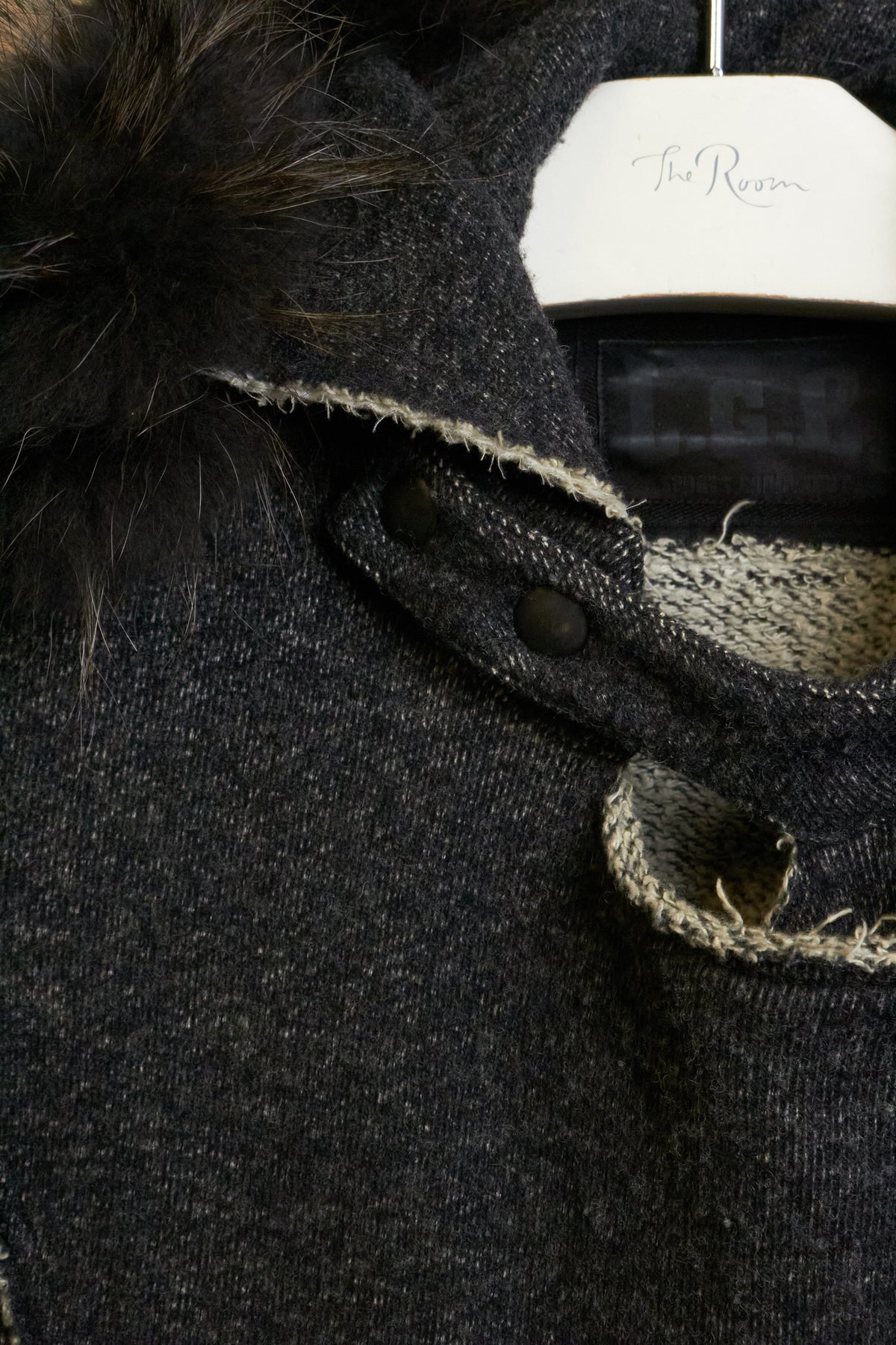 L.G.B. [RIDERS CARDI] Black Fur Asymmetrical Zip Parka