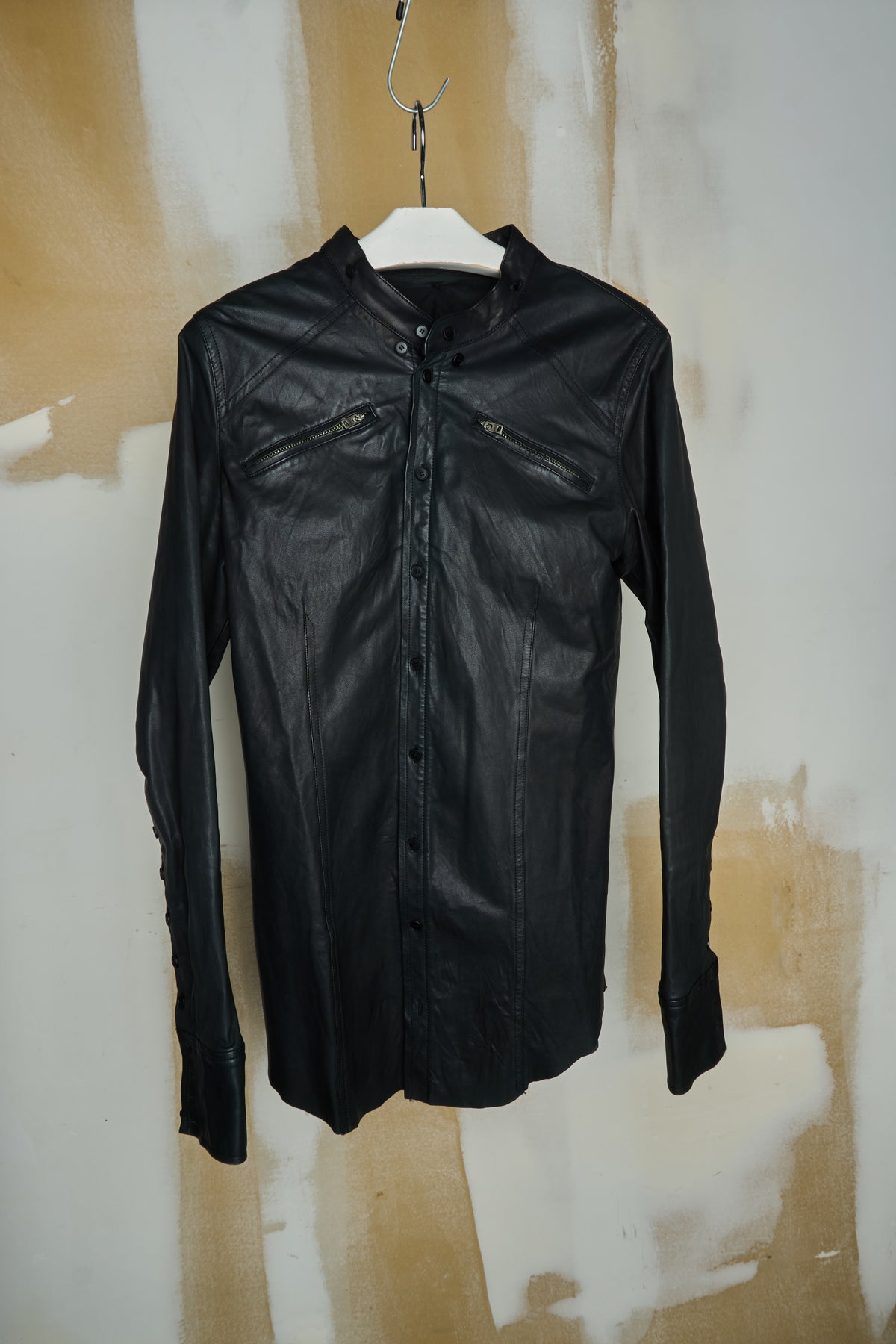 L.G.B. [SHIRT-G/M] DOUBLE LAYERED REMOVABLE COLLAR CALF LEATHER BUTTON JACKET
