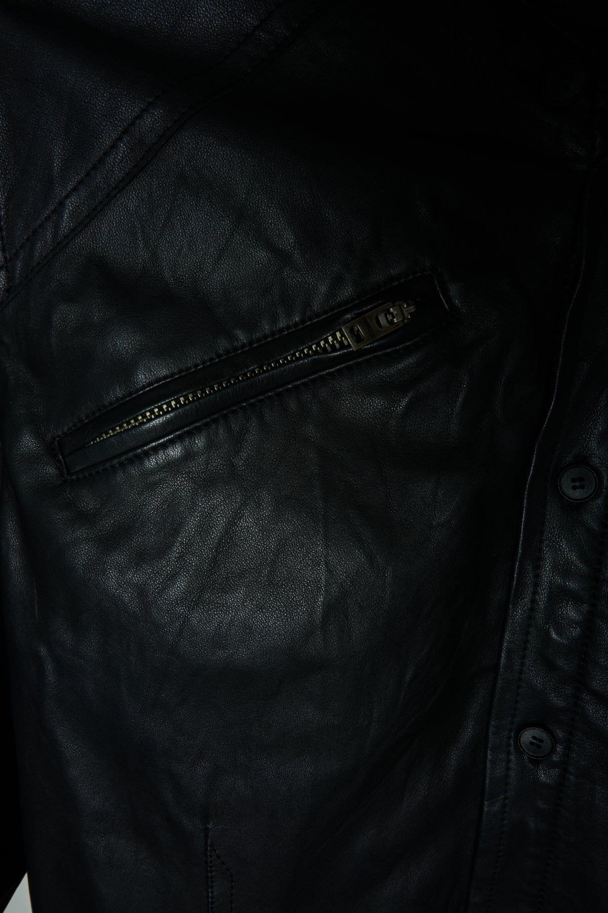 L.G.B. [SHIRT-G/M] DOUBLE LAYERED REMOVABLE COLLAR CALF LEATHER BUTTON JACKET